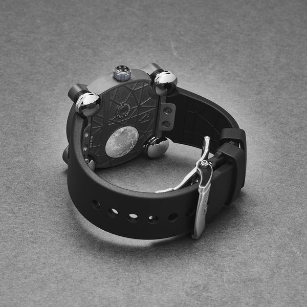 Romain Jerome Moon Invader RJ.M.AU.IN.020.01